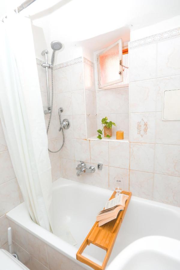 Orti 27 Rome Trastevere - Rome Vacation M&D Bagian luar foto
